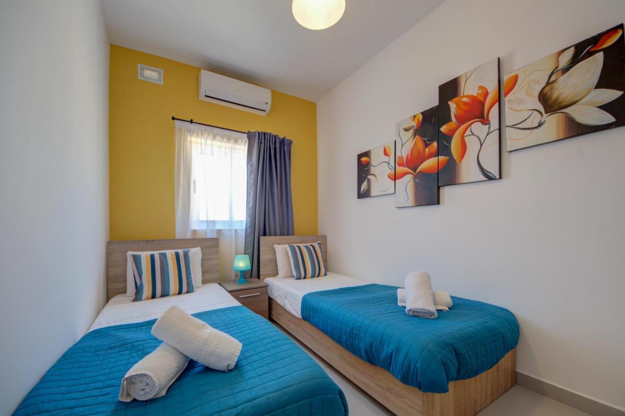 2 Bedroom Apts And Penthouse Close To Bugibba Promenade By Shortletsmalta San Pawl il-Baħar Extérieur photo