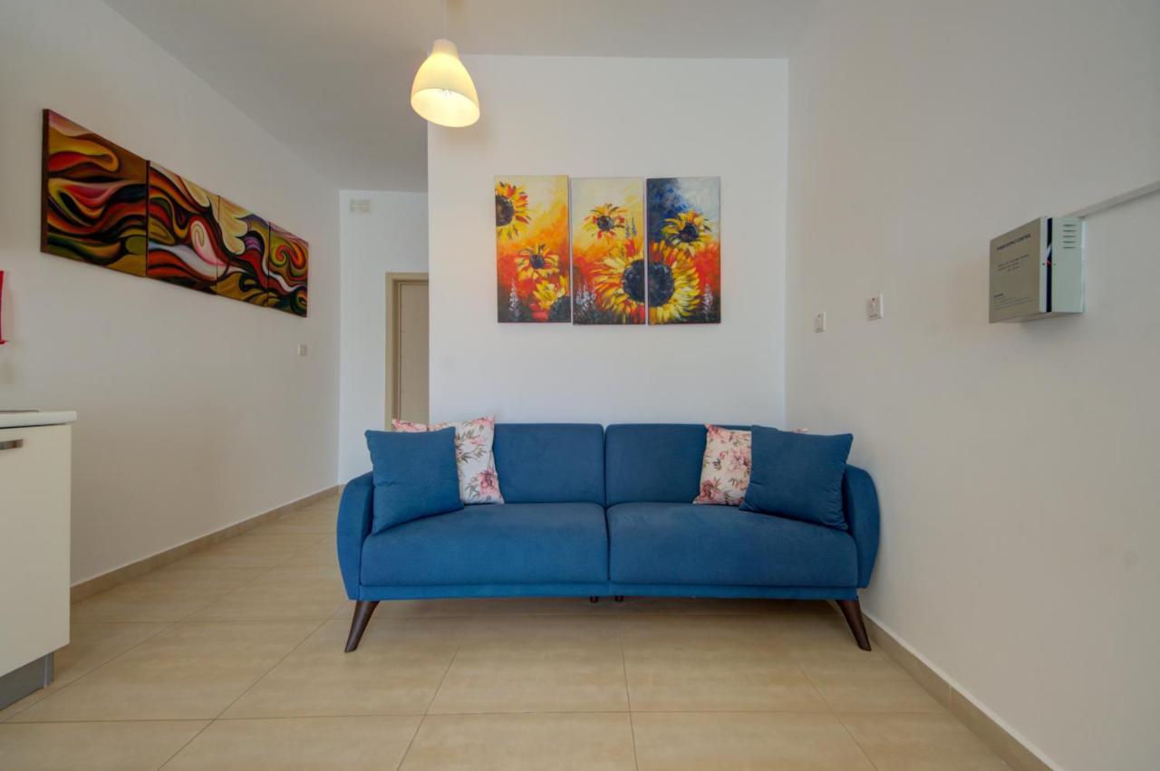 2 Bedroom Apts And Penthouse Close To Bugibba Promenade By Shortletsmalta San Pawl il-Baħar Extérieur photo